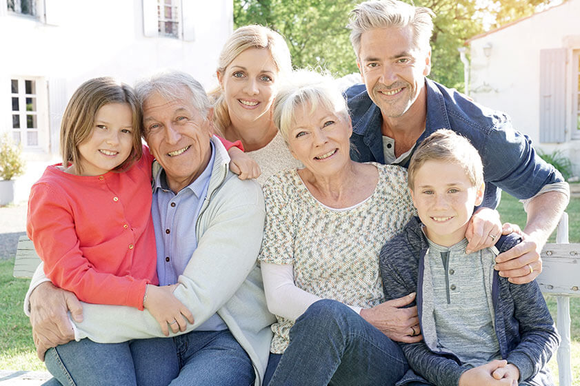 4 Tips For Seniors To Keep In Touch With Family