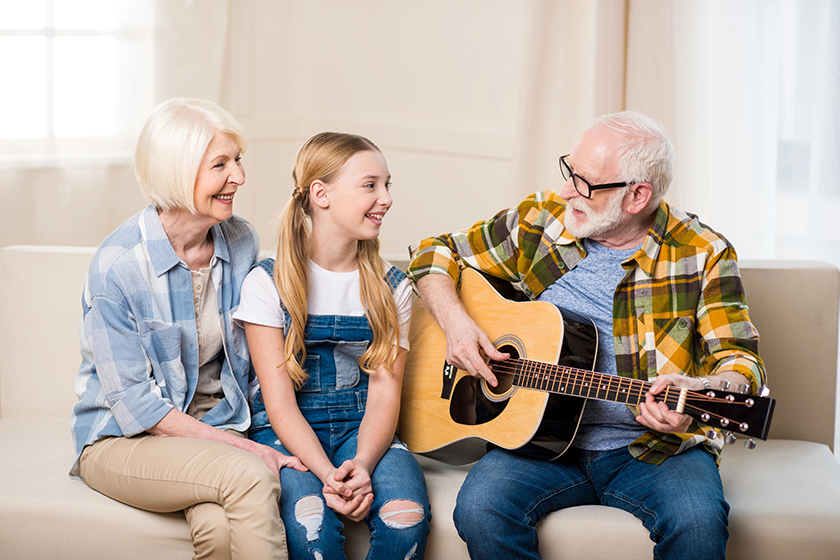 happy-family-with-guitar